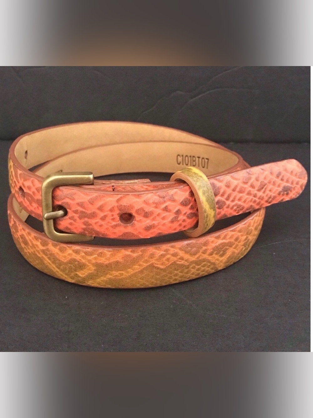 The Worth Collection Textured Embossed Genuine Leather Skinny Belt Size XS